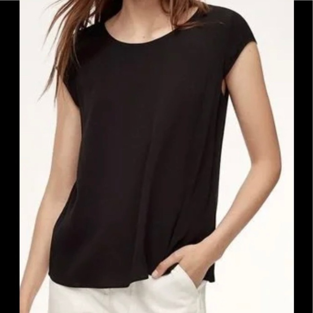 Aritzia Wilfred Free Black Juliger Blouse Crew Neck Short Sleeve Size Large